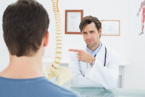 Arztkonsultation mit zervikaler Osteochondrose